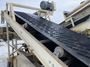 WCCO Belting Debuts Direct X Cleat Profile for Conveying, Article in Rock Products